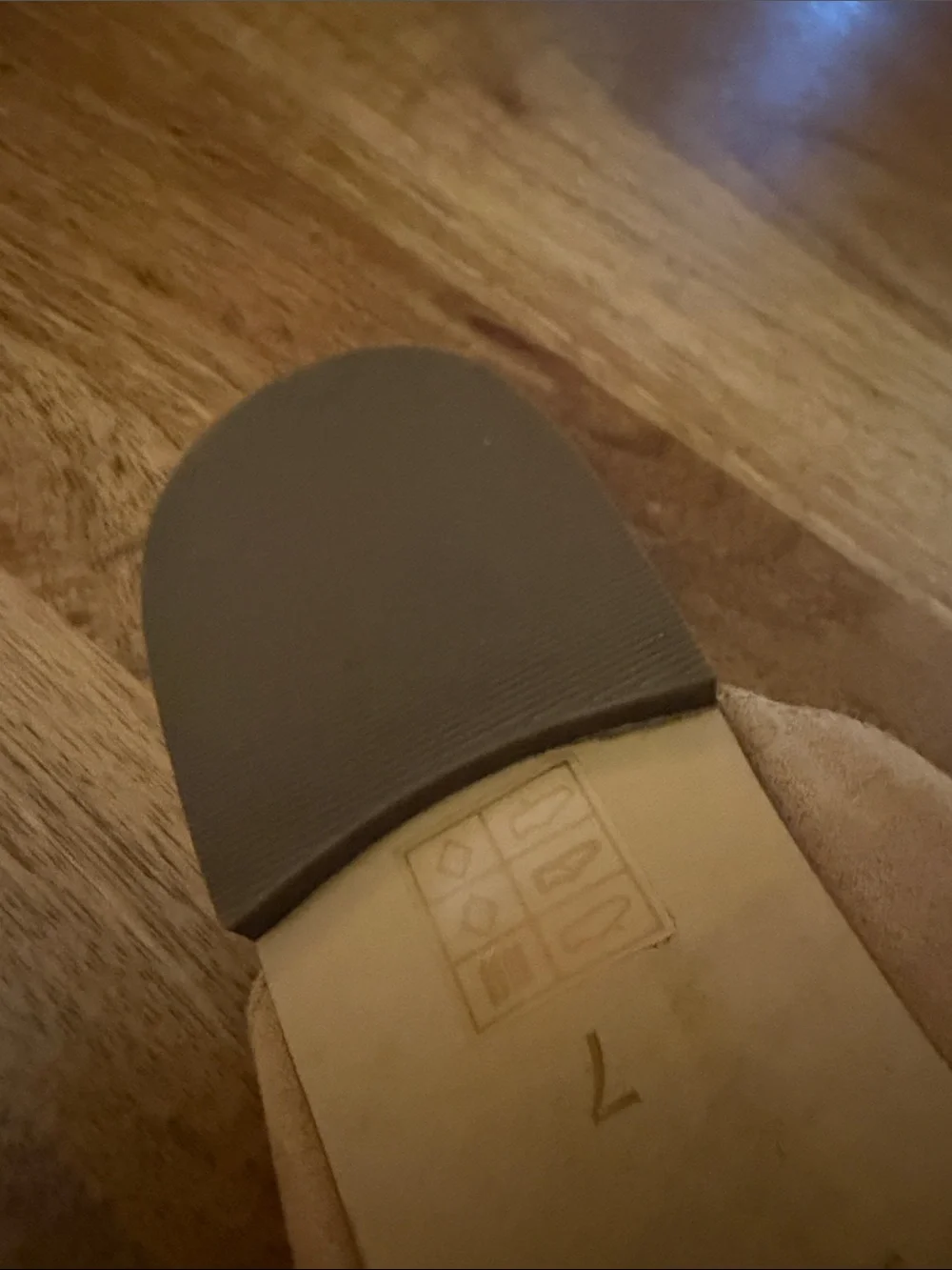 Women’s Pointed Bow Mules - J-CREW - Picture 6 of 6
